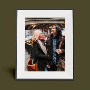 Aura Walden 15" HD frame