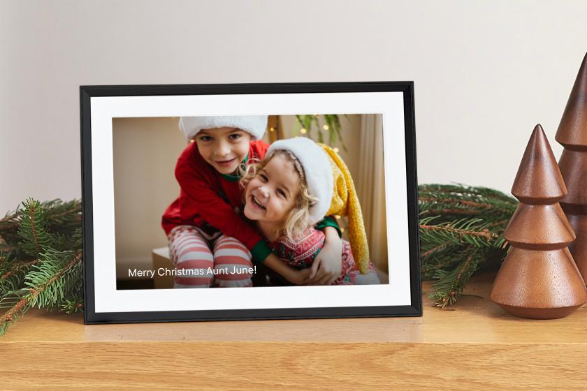 Gifting Step 3: Personalize frame within app