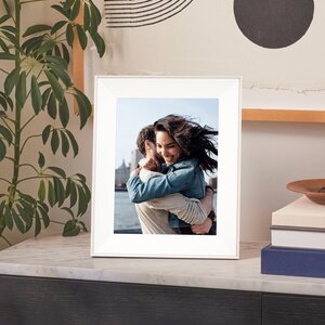 Select thumbnail: Image 1 of Aura Aspen 12" HD Frame