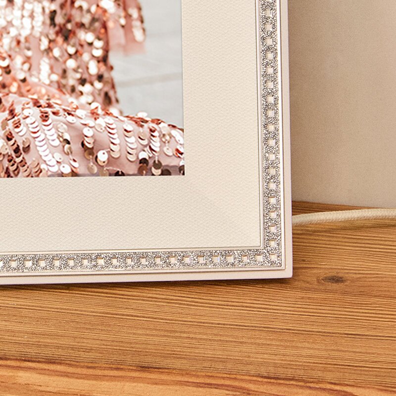 Select image: Image 2 of Aura Astra 12" HD Frame