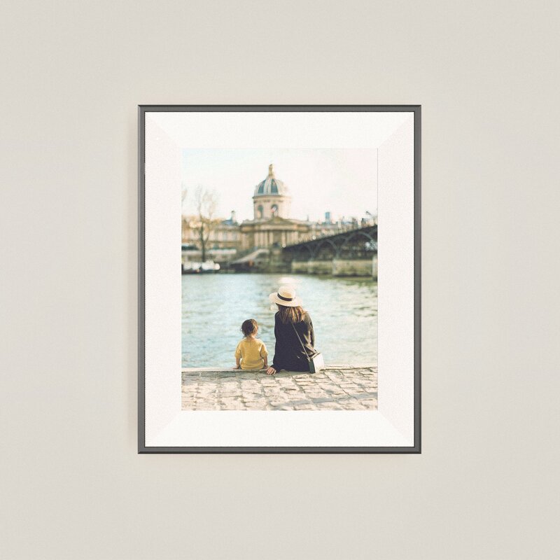 Aura Ink 13” E Ink Digital Frame