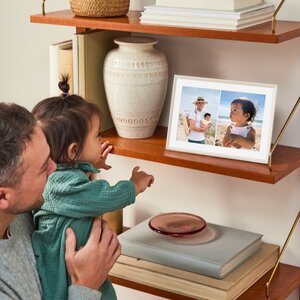 Select thumbnail: Image 2 of Aura Carver Mat 10" HD Frame