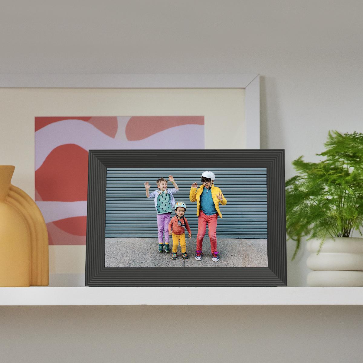 Carver Gravel - Smart HD Digital Picture Frame