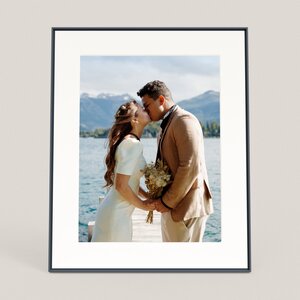 Aura Walden 15" HD frame